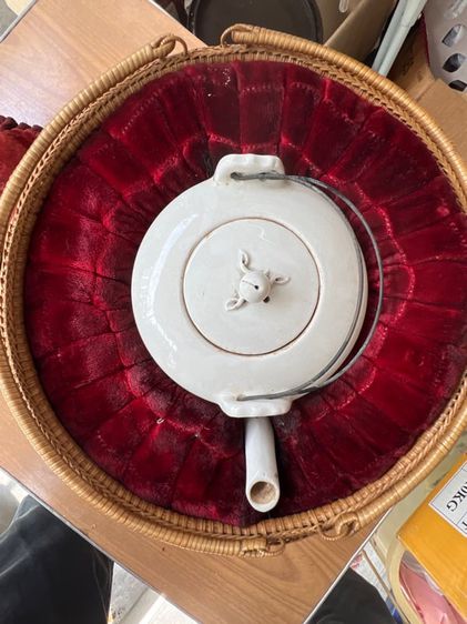 อื่นๆ ชุดนํ้าชาตะกร้าสานโบราณ