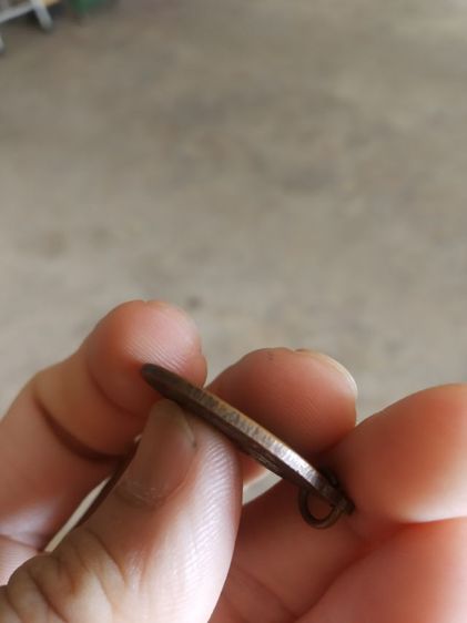 พระเหรียญเนื้อทองแดงรูปทรงไข่(พระอธิการช่วง(ปญญาปโชโต)วัดวังสิงห์ไพบูลย์ประชาสรรค์(จังหวัดกาญจนบุรีปี2523))พระบ้านพระเครื่องรางของมงคล รูปที่ 16