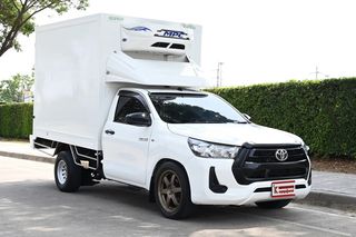 Toyota Hilux Revo 2.4 SINGLE Entry ( ปี 2021 ) กระบะตู้เย็นไมล์เพียง 5 หมื่นกว่าโล ความสูง 1.70 เมตร