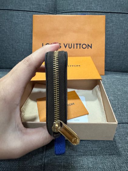 Used in good conditon LV zippy coin wallet รูปที่ 5