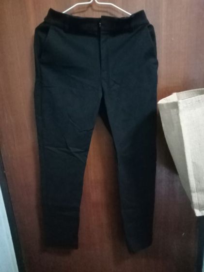 Clearance sales:CC Double O trousers: size 2  กางเกงใส่ทำงานสุภาพสตรี  สีดำ เอว 26 ยืดได้เอวสม็อคช่วงหลัง ยาว 35 นิ้ว มีกระเป๋าข้าง สภาพดี ใส่2-3 ครั้ง จากนั้นเก็บใส่ตู้ รูปที่ 2