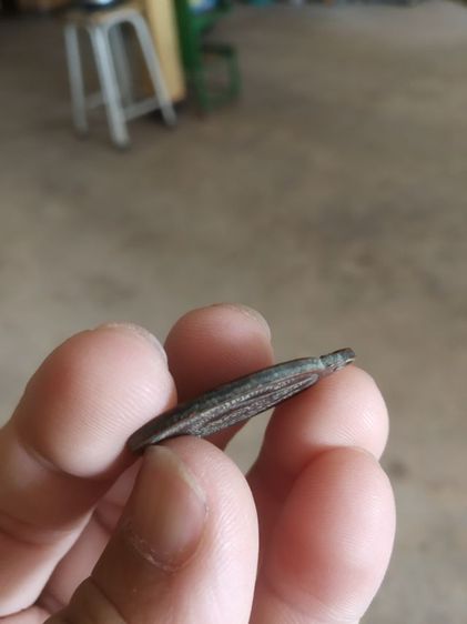 พระเหรียญ(พระครูโอภาสธรรมรักษ์(พระหลวงพ่อสว่าง)วัดวังใต้(รุ่นพิเศษ)(จังหวัดลพบุรีปี2547))พระบ้านพระเครื่องรางของมงคล รูปที่ 12