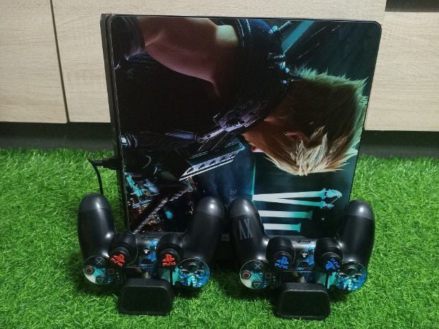 PS4 Slim Final Fantasy XV Luna Edition 1 Tb. รูปที่ 3