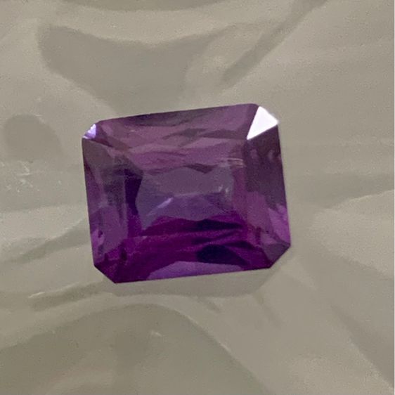 Synthetic  Colour - Change Sapphire รูปที่ 2
