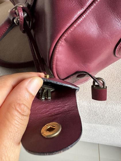 กระเป๋า cartier แท้ วินเทจทรงหมอน  รูปที่ 13