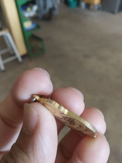 พระเหรียญเนื้อกะไหล่ทอง(พระประธานหลังพระครูศีลานนท์คุณวัดแจ้งศิริสัมพันธ์(จังหวัดนนทบุรีปี2537))พระบ้านพระเครื่องรางของมงคล รูปที่ 15