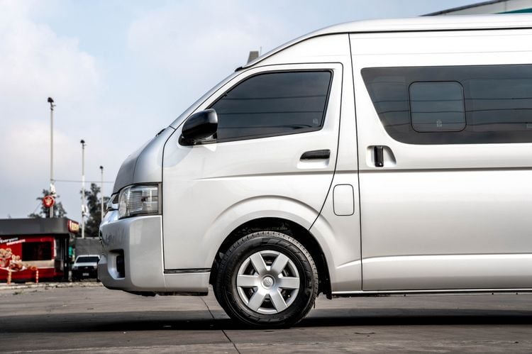 Toyota Commuter 2018 3.0 Van ดีเซล ไม่ติดแก๊ส เกียร์อัตโนมัติ บรอนซ์เงิน รูปที่ 4