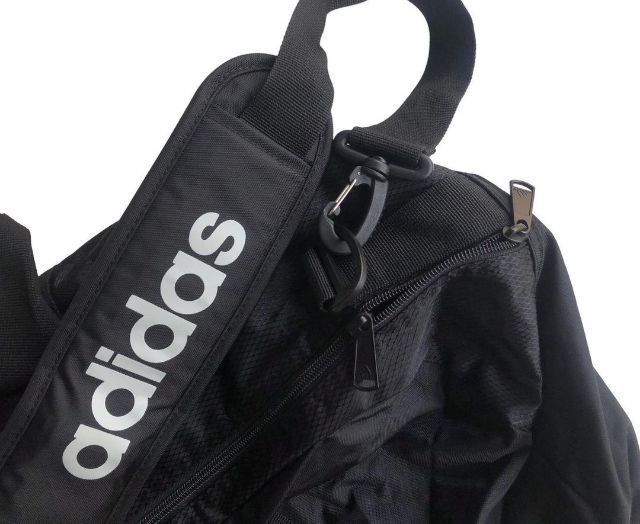 กระเป๋ายิมดัฟเฟิลแบบถือและสะพายข้าง ยี่ห้อ Adidas Unisex Essentials Linear สีดำใบใหญ่ของแท้ รูปที่ 12