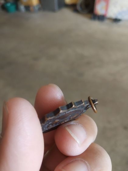 พระเหรียญจักรเนื้อทองแดง(พระหลวงปู่สีวัดพระปรางค์หลังพระหลวงพ่อแพวัดพิกุลทอง(พระเกจิ))พระบ้านพระเครื่องรางของมงคล รูปที่ 14