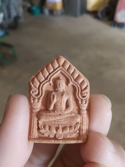 พระเนื้อแร่ควันตั้ม(พระสมเด็จแร่ควันตั้ม(ที่รัฐแคลิฟอร์เนียโดยสถาบันวิจัยสิ่งมีชีวิตนอกโลกสร้างจากหินอุกกาบาตที่ตกในรัฐโอไฮโอ)พระเครื่องมงคล รูปที่ 2