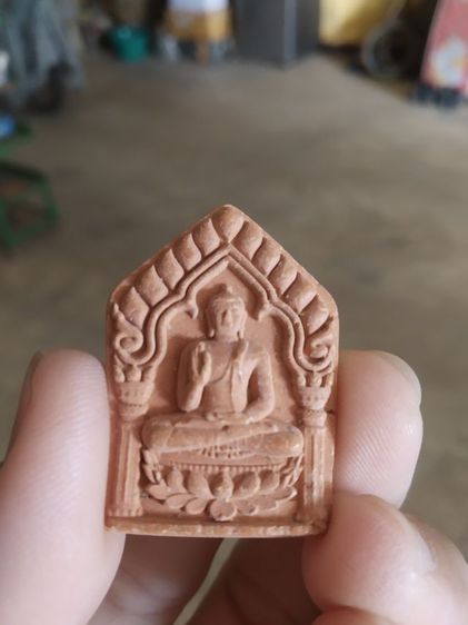 พระเนื้อแร่ควันตั้ม(พระสมเด็จแร่ควันตั้ม(ที่รัฐแคลิฟอร์เนียโดยสถาบันวิจัยสิ่งมีชีวิตนอกโลกสร้างจากหินอุกกาบาตที่ตกในรัฐโอไฮโอ)พระเครื่องมงคล รูปที่ 4