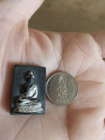 พระเนื้อว่านผงไพรดำ(พระสมเด็จไพรดำ(พระสมเด็จพิมพ์เล็ก)วัดทองศาลางาม(จังหวัดกรุงเทพมหานครปี2520))พระบ้านพระเครื่องรางของมงคล รูปที่ 3