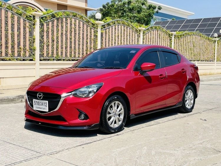 Mazda Mazda 2 2016 1.5 XD Sedan ดีเซล ไม่ติดแก๊ส เกียร์อัตโนมัติ แดง