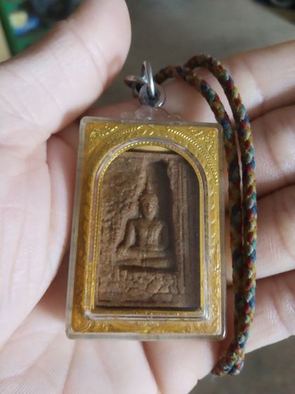 พระเนื้อผงกระเบื้องหลังคาโบสถ์(พระมงคลบพิตร(วัดมงคลบพิตร)(พระวิหารพระมงคลบพิตร)(พระนครศรีอยุธยาปี2539))พระบ้านพระเครื่องรางของมงคล รูปที่ 4