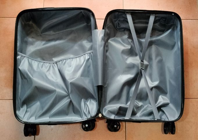 กระเป๋าเดินทางขนาด 20" ของใหม่ ยังไม่ได้ใช้ รูปที่ 4