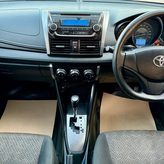 Toyota Vios 2019 1.5 Entry Sedan เบนซิน ไม่ติดแก๊ส เกียร์อัตโนมัติ บรอนซ์เงิน รูปที่ 2