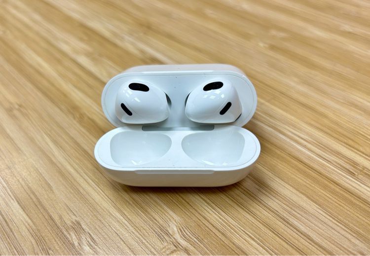 AirPods 3  รูปที่ 4