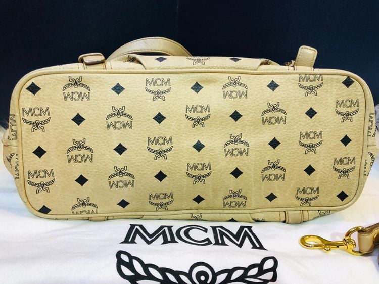 MCM two way bag (670168) รูปที่ 8