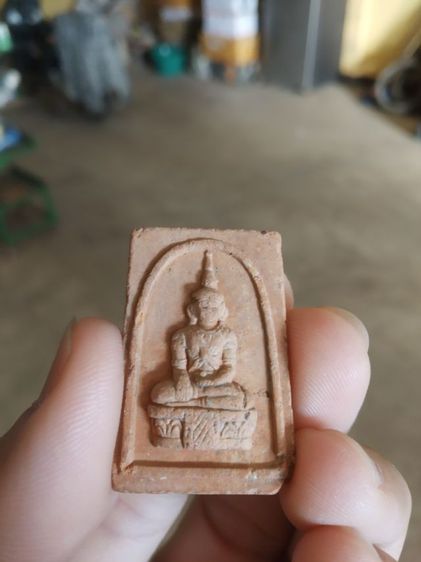 พระเนื้อผงผสมว่าน(พระพิมพ์พระพุทธวัดนาทุ่ง(พระซ่อมไม่สวยขอคนรับได้)(จังหวัดชุมพร))พระบ้านพระเครื่องรางของมงคล รูปที่ 3