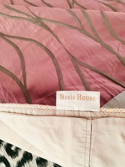 ผ้าห่ม หรือผ้าคลุมเตียง (ผืนใหญ่) ขนาด 6.5ฟุต ผ้าทอลายสีม่วงลายวินเทจสีเขียว สไตล์โมเดิร์น ยี่ห้อ Basic House (สินค้าหายาก) รูปที่ 11