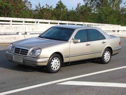 กระจังหน้า Benz W210 ตากลมรุ่นแรก ของแท้ มือสอง รุ่นปี 1996 1997 1998 1999 รูปที่ 9