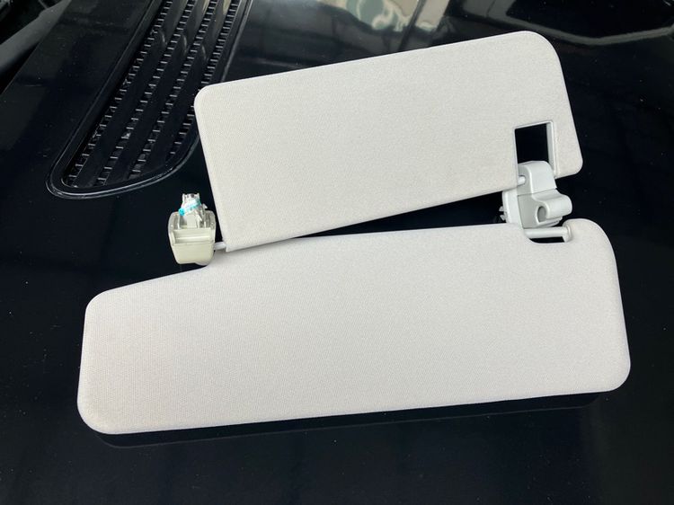 บังแดด Benz W212 สีเทา ของแท้ มือ2 ซ้าย-ขวา สภาพดี ไม่แตกหัก รูปที่ 12