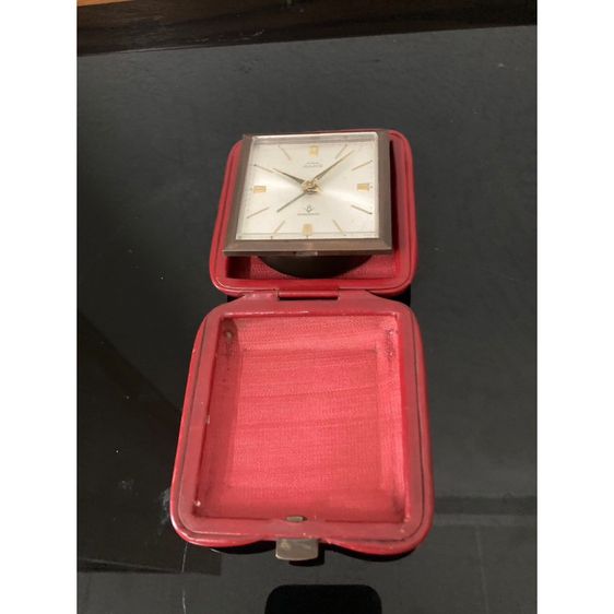 นาฬิกาปลุกไขลานอยู่ได้8วันแบรนดังของสวิส VINTAGE CYMA AMIC 8 DAY SONOMATIC 16 JEWEL SWISS ALARM CLOCK TRAVEL WORKS 1950’s SWISS MADE รูปที่ 7