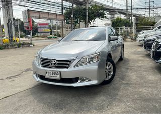 Toyota Camry 2.0g at ปี 2012