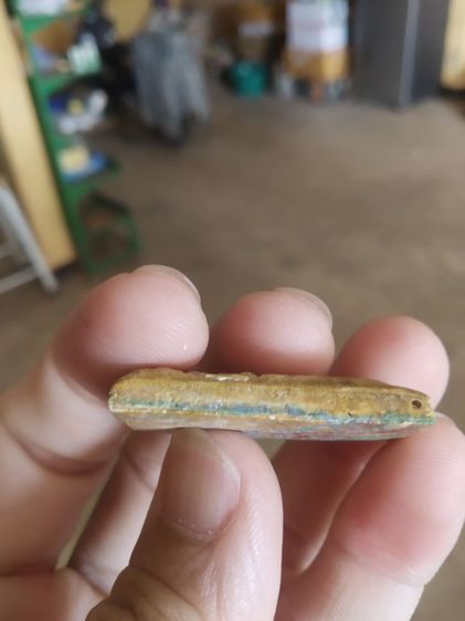 พระเนื้อดินผสมผง(พระสมเด็จเบญจรงค์หรือพระสมเด็จสายรุ้งหลังเรียบ(ไม่ทราบพระเกจิที่สร้าง130305))พระบ้านพระเครื่องรางของมงคล รูปที่ 11