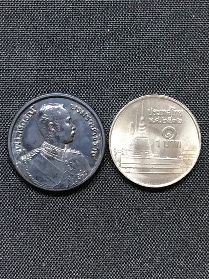 เหรียญ ในหลวง รัชกาลที่ ๕ หลัง ช้างสามเศียร ร.ศ.๒๑๑(พ.ศ.๒๕๓๕) เนื้อเงิน สวยครับ รูปที่ 4
