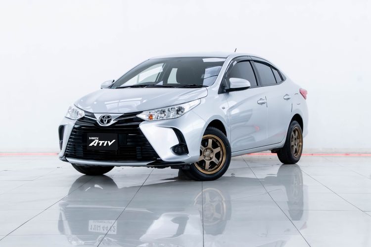 Toyota Yaris 2021 1.2 Entry Sedan เบนซิน ไม่ติดแก๊ส เกียร์อัตโนมัติ ขาว รูปที่ 3