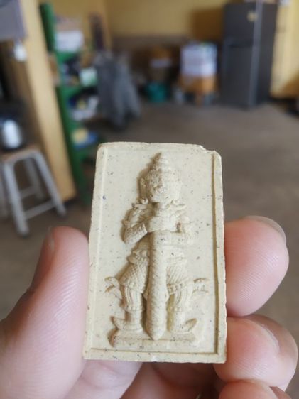 พระเนื้อผงผสมว่าน(ท้าวเวสสุวรรณพระหลวงปู่หมุน(ฐิตสีโล)หลังยันต์ดวงเศรษฐี(รุ่นเสาร์ห้า)(บูชาครูปี2543))พระบ้านพระเครื่องรางของมงคล รูปที่ 6