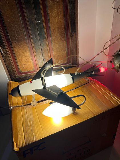 โคมไฟแขวนเครื่องบินวินเทจเก่า รูปที่ 8