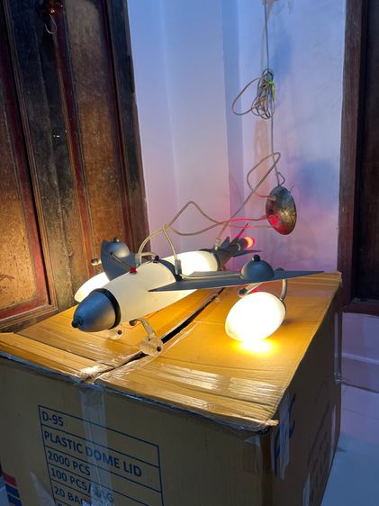 โคมไฟแขวนเครื่องบินวินเทจเก่า รูปที่ 5