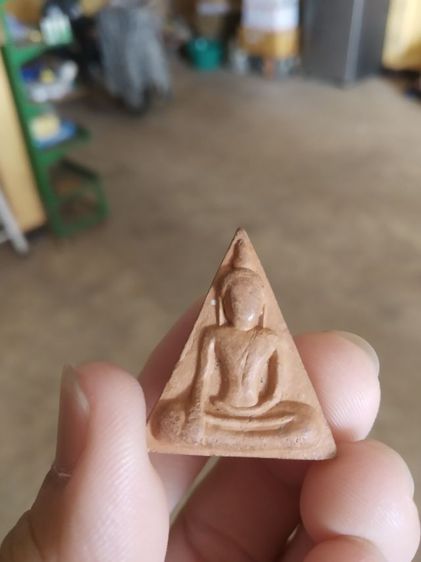 พระเนื้อดินผสมผง(พระพิมพ์พระนางพญาหลังหมายเลขหนึ่ง(ไม่ทราบพระเกจิที่สร้าง))พระบ้านพระเครื่องรางของมงคล รูปที่ 4