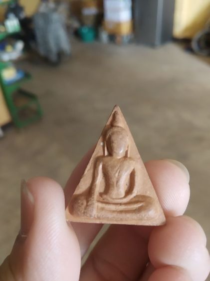 พระเนื้อดินผสมผง(พระพิมพ์พระนางพญาหลังหมายเลขหนึ่ง(ไม่ทราบพระเกจิที่สร้าง))พระบ้านพระเครื่องรางของมงคล รูปที่ 3