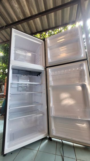 ตู้เย็น Sharp 10.6 คิว รุ่น SJX300TC  รูปที่ 2