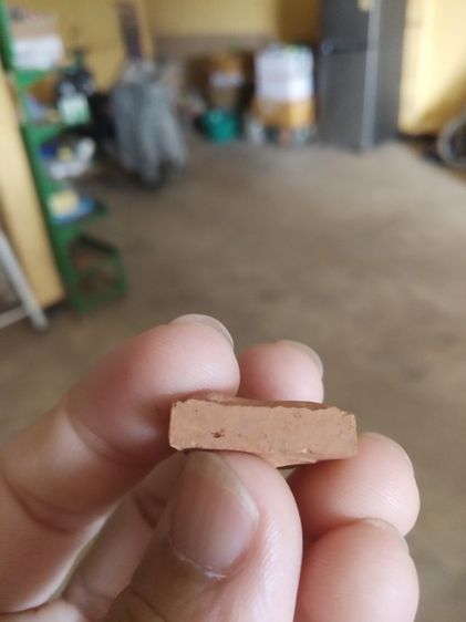 พระเนื้อดินเผา(พระนางพญาพระหลวงปู่สังวาลย์เขมโกวัดทุ่งสามัคคีธรรม(ผสมมวลสารเก่า)(รุ่นมาลาเบี่ยง)(จังหวัดพิษณุโลกปี2538))พระเครื่องรางของมงคล รูปที่ 18