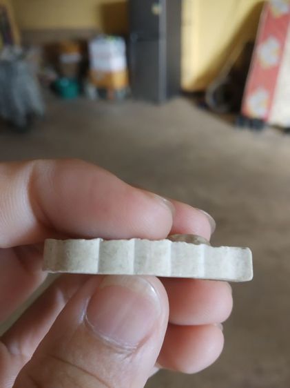 พระเนื้อว่านผสมผงพิมพ์ใบโพธิ์(พระหลวงปู่ทวดหลังยันต์อักขระ(มหาลาภมหารวยรวย)(พระใหม่ไม่ทราบพระเกจิที่สร้าง))พระบ้านพระเครื่องรางของมงคล รูปที่ 13