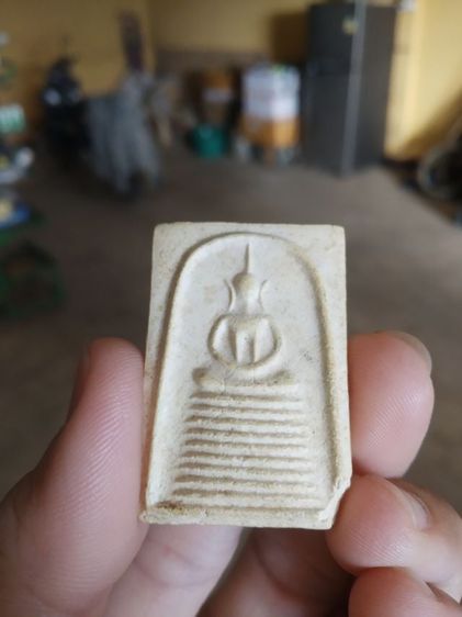 พระเนื้อว่านผสมผง(พระสมเด็จเกศไชโยฐานสูงหลังเรียบ(ไม่สวยมีรอยตำหนิแตกหัก)ไม่ทราบพระเกจิที่สร้าง(140381))พระบ้านพระเครื่องรางของมงคล รูปที่ 2