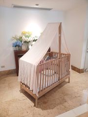เตียงเด็ก Leander Linea baby cot. Linea by Leander Cot Bed-1