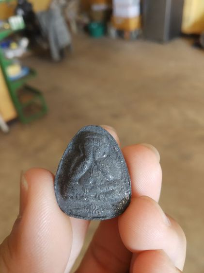 พระเนื้อผงผสมว่านพิมพ์เล็ก(พระปิดตาพิมพ์เล็ก(เนื้อออกเทาเล็กน้อย)(ไม่ทราบพระเกจิที่สร้าง))พระบ้านพระเครื่องรางของมงคล รูปที่ 5