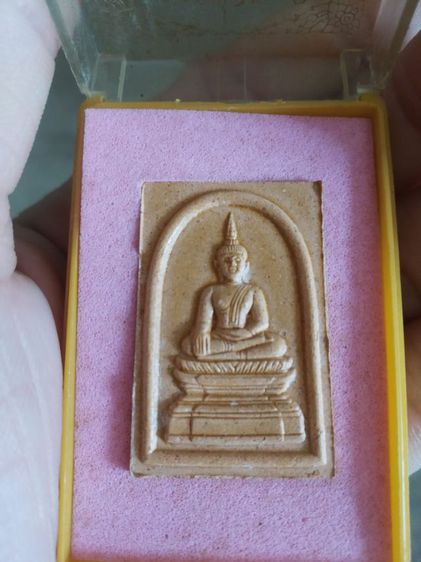 พระเนื้อกระเบื้องหลังคาโบสถ์(พระหลวงพ่อพระใสวัดโพธิ์ชัย(รุ่นแรกพิธีใหญ่และมวลสารยอดเยี่ยม)(001)(หนองคายปี2541))พระบ้านพระเครื่องรางของมงคล รูปที่ 8