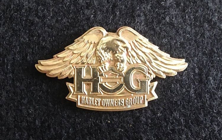 Harley Davidson Motorcycle Owner Group เข็มกลัดทองเหลือง ปี 2013
