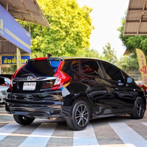 Honda Jazz 2019 1.5 S Sedan เบนซิน ไม่ติดแก๊ส เกียร์อัตโนมัติ ดำ รูปที่ 3