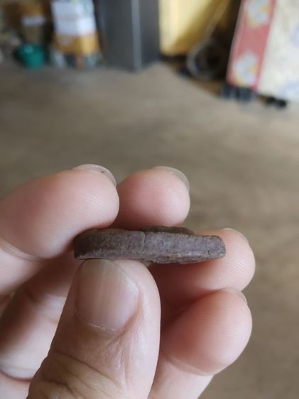 พระเนื้อว่านผสมผงพิมพ์หยดน้ำ(พระรูปเหมือนพระครูบาศรีวิชัยหลังยันต์พระเจ้าห้าพระองค์(วัดบ้านปาง)(จังหวัดเชียงใหม่))พระเครื่องรางของมงคล รูปที่ 15