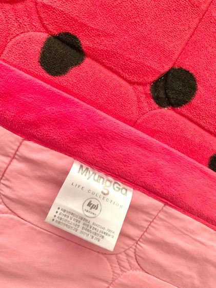 ผ้าปูรองนอน ขนาด 3.5ฟุต สีแดงอมชมพูกำมะหยี่ลายด่าง ยี่ห้อ Myung Ga (สภาพใหม่) มือสองขายตามสภาพ สินค้าญี่ปุ่น-เกาหลีแท้ รูปที่ 10