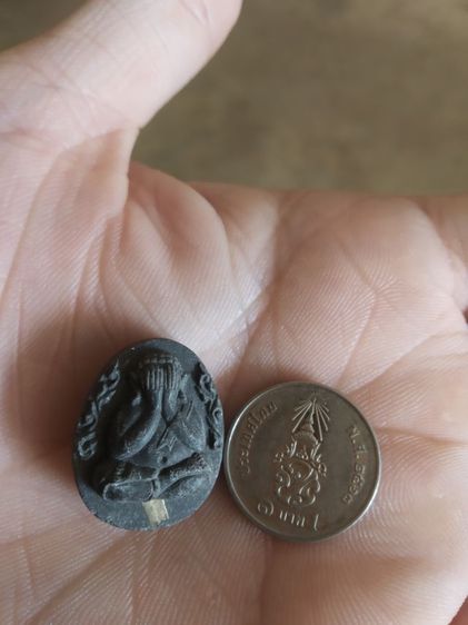 พระเนื้อว่านผสมผงใบลาน(พระปิดตาหลังยันต์ห้าพิมพ์เล็ก(พระหลวงพ่อก๊ก)(ลายกนกข้าง)(วัดสละบาป)(จังหวัดสิงห์บุรี))พระบ้านพระเครื่องรางของมงคล รูปที่ 2