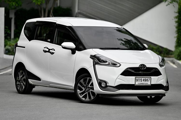 Toyota Sienta 2019 1.5 V Utility-car เบนซิน เกียร์อัตโนมัติ ขาว รูปที่ 2