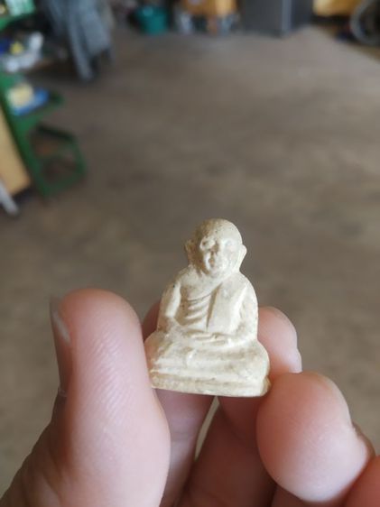 พระเนื้อผง(พระเนื้อผงเป็นพระรูปลอยพระหลวงพ่อเงินวัดบางคลาน(จังหวัดพิจิตร))พระบ้านพระเครื่องรางของมงคล รูปที่ 12